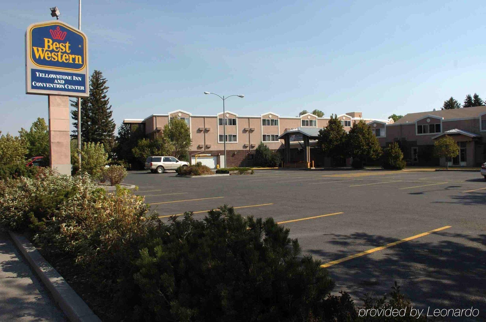 Yellowstone Pioneer Hotel