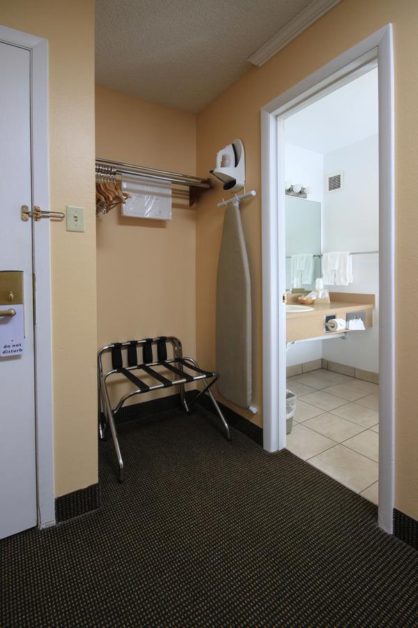 Hotel Yellowstone Pioneer 2*